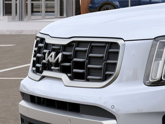 Vehicle image 22 of 33