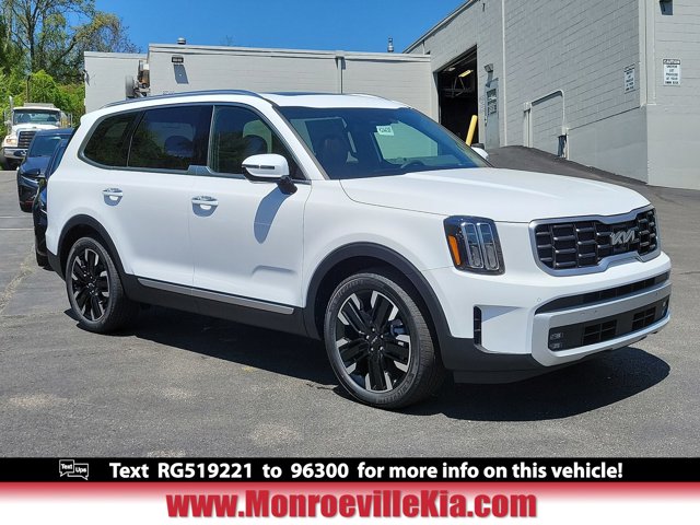 Vehicle image 3 of 33