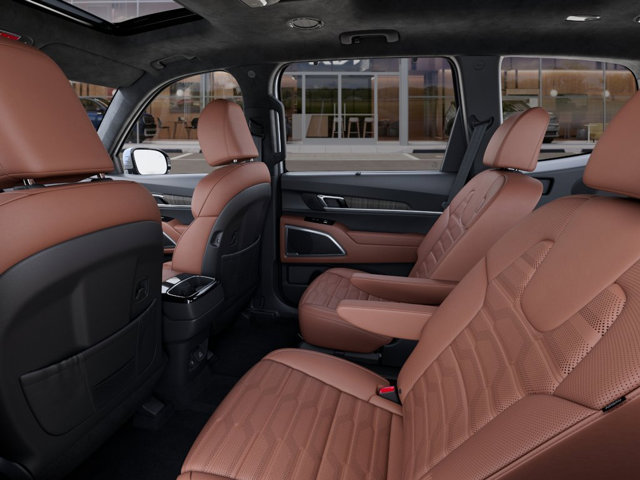 Vehicle image 12 of 33