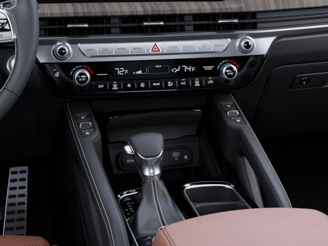 Vehicle image 19 of 33