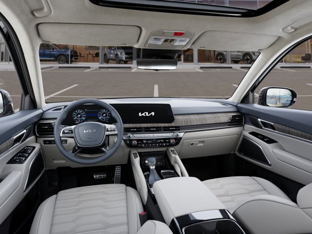 Vehicle image 15 of 27