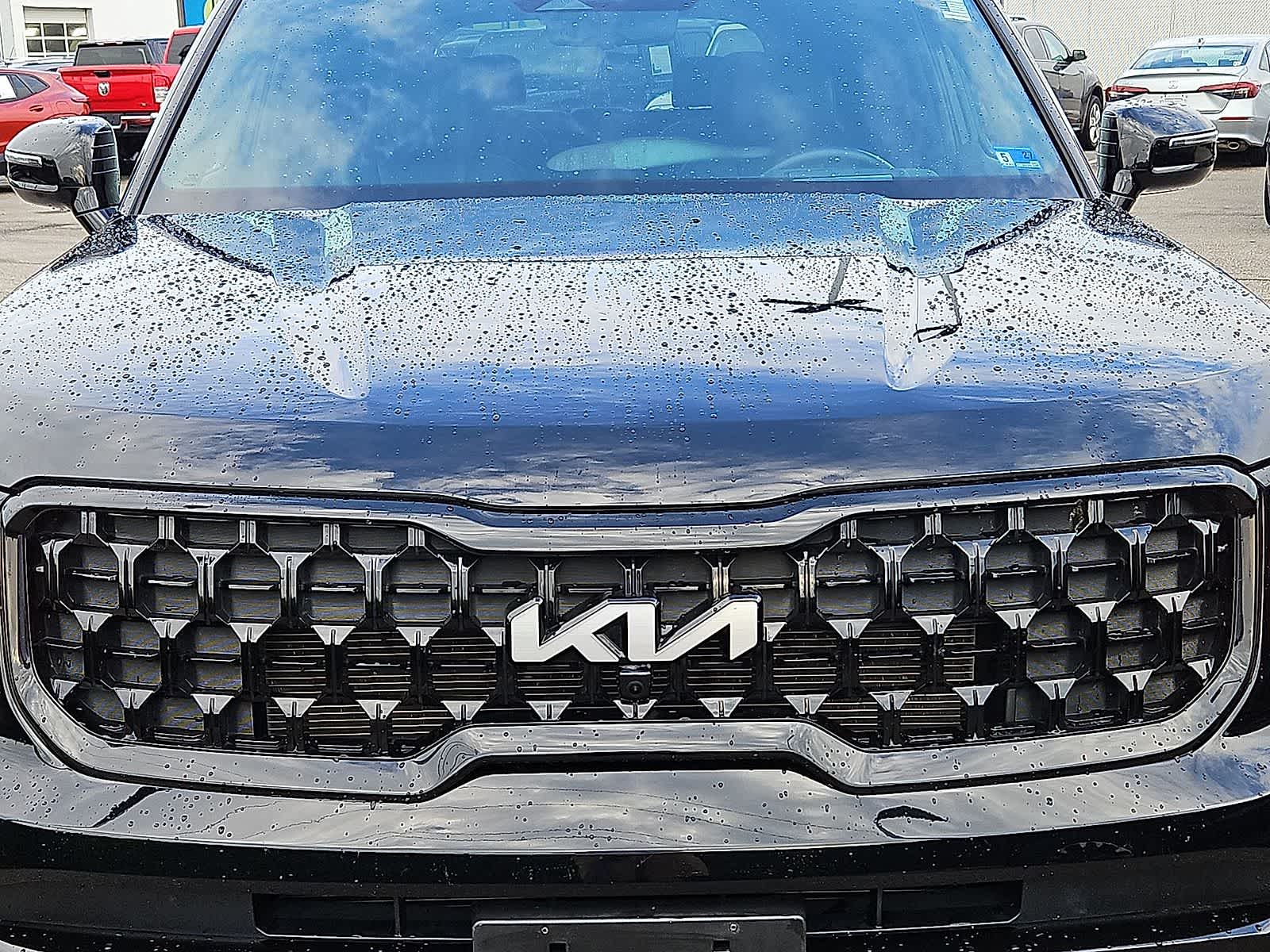 2024 Kia Telluride SX Prestige X-Line Image 3 of 41