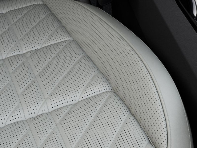 Vehicle image 13 of 33
