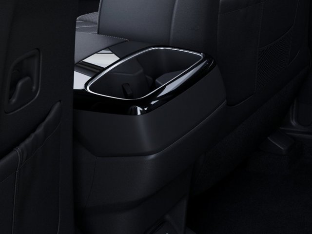 Vehicle image 26 of 27
