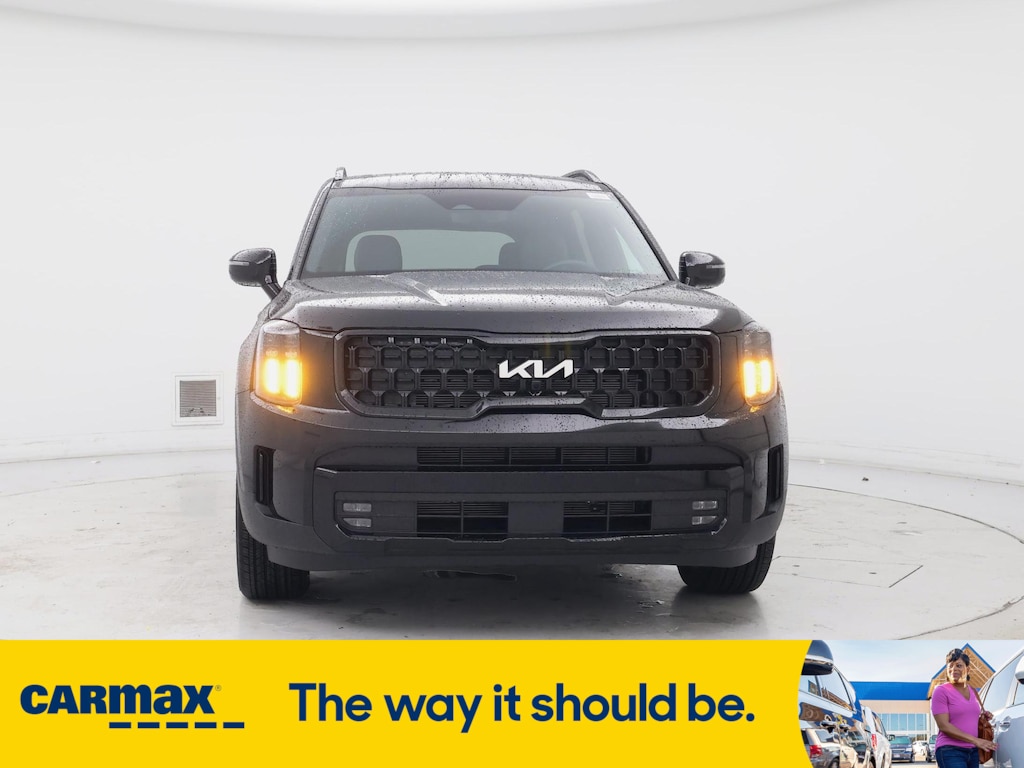 Vehicle image 2 of 29