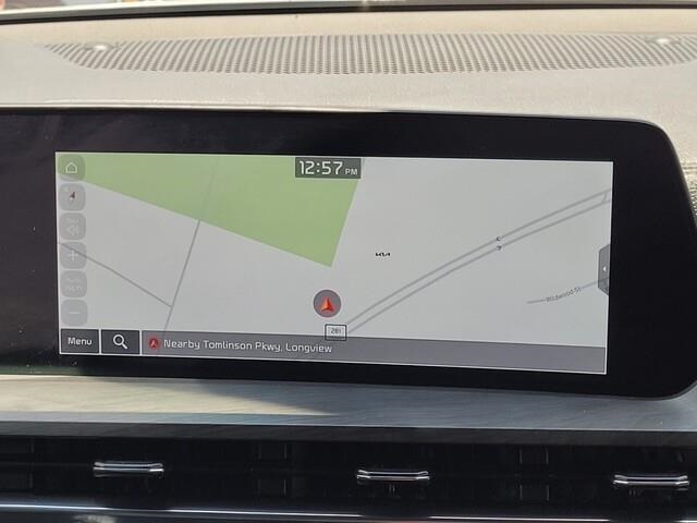 Vehicle image 21 of 34