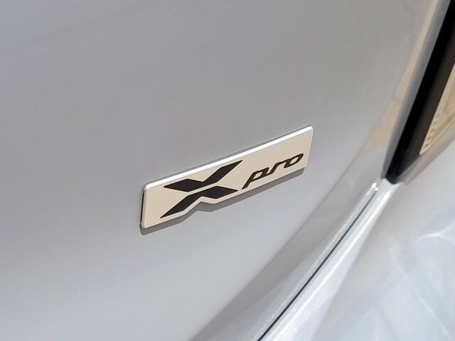 Vehicle image 29 of 34