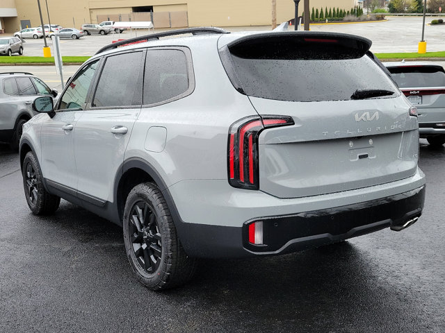 Vehicle image 6 of 33