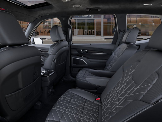 Vehicle image 11 of 33
