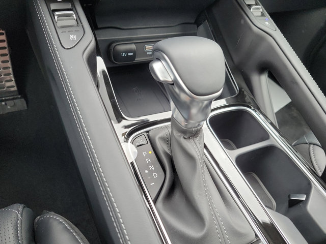 Vehicle image 20 of 33