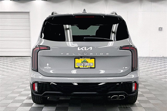 Vehicle image 6 of 40