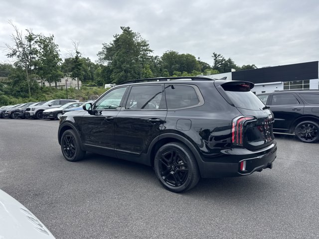 Vehicle image 7 of 37