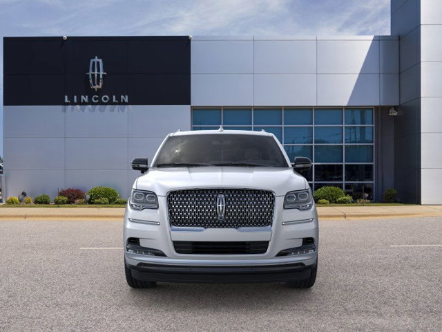 Vehicle image 4 of 23