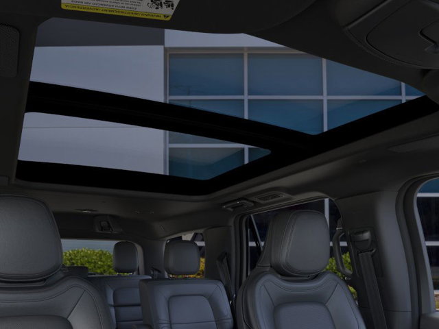 Vehicle image 22 of 23