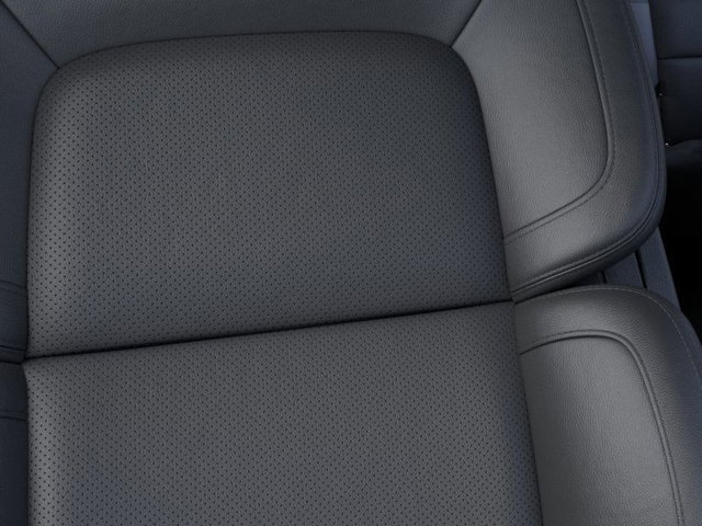 Vehicle image 16 of 23
