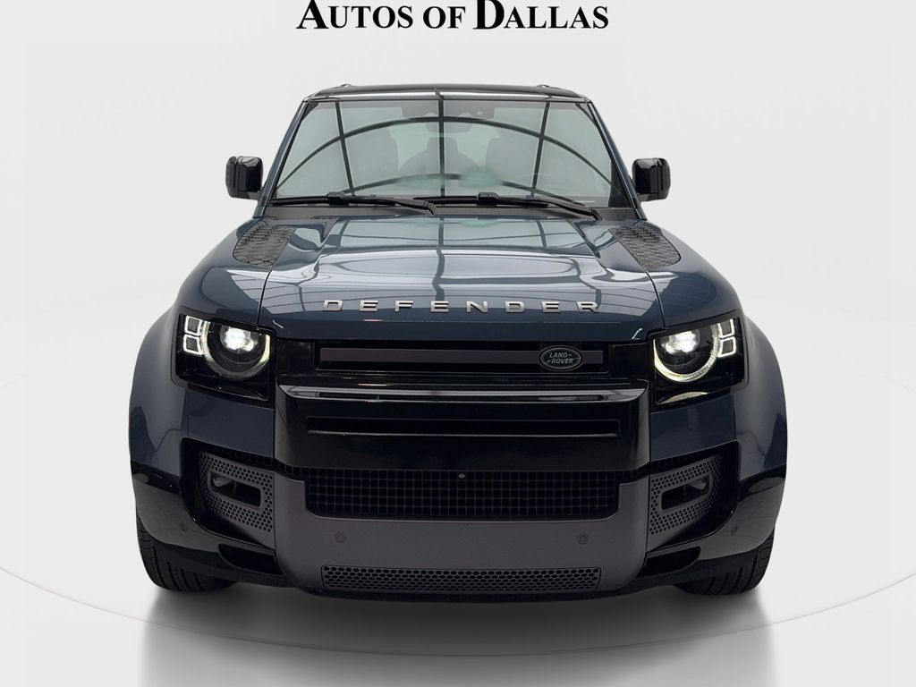 2024 Land Rover Defender X-Dynamic SE Image 2 of 51