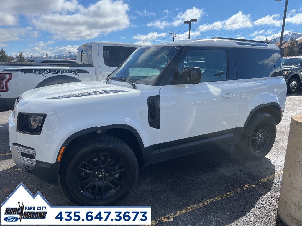 2024 Land Rover Defender S Image 3 of 7