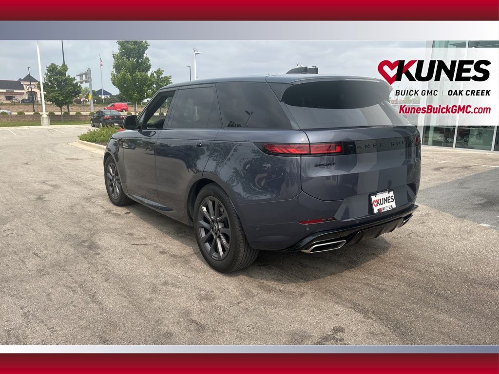Vehicle image 6 of 31