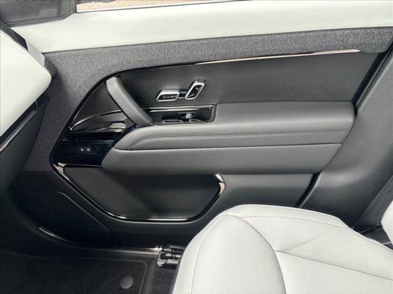 2024 Land Rover Range Rover Sport Dynamic SE Image 21 of 24