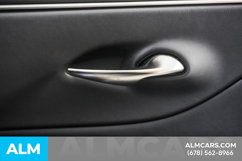 2024 Lexus ES 300h Image 39 of 97