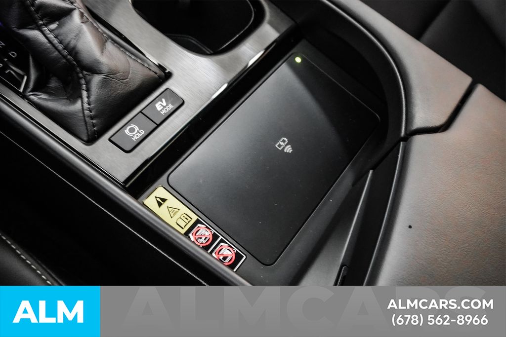 2024 Lexus ES 300h Image 69 of 97