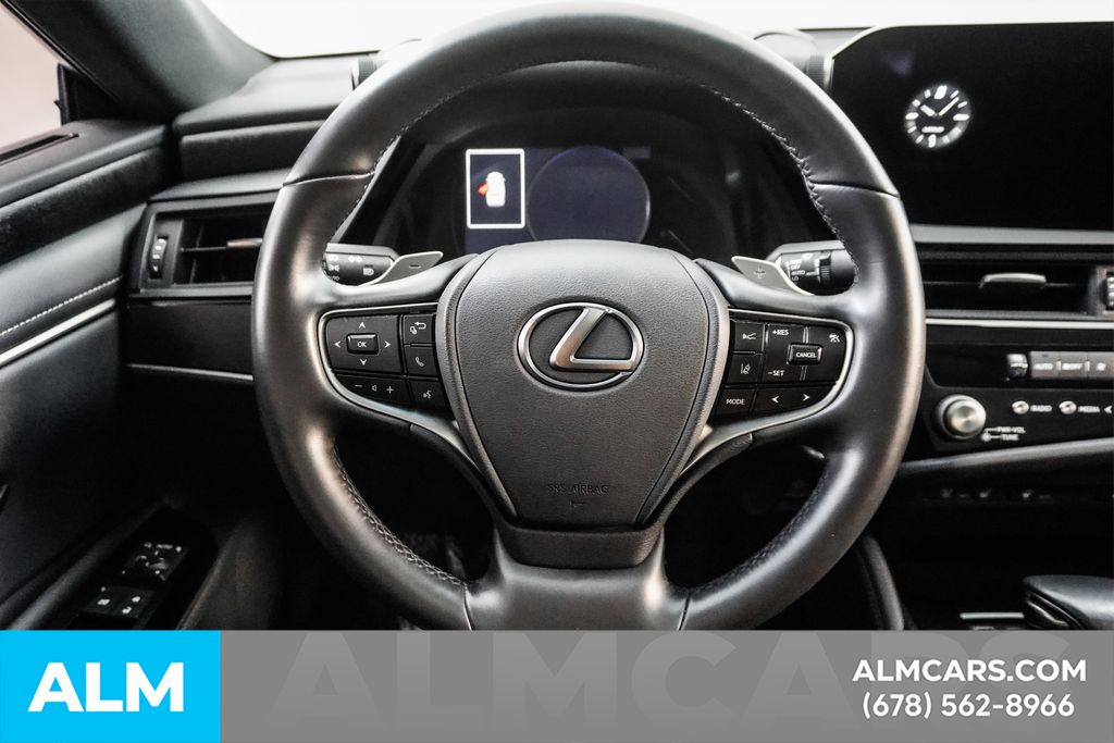 2024 Lexus ES 300h Image 64 of 97