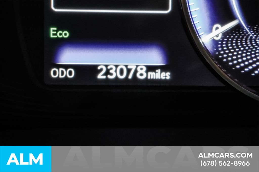 2024 Lexus ES 300h Image 82 of 97