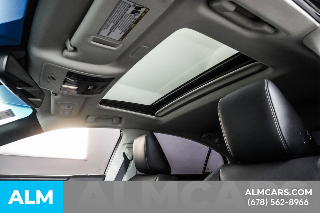 2024 Lexus ES 300h Image 94 of 97