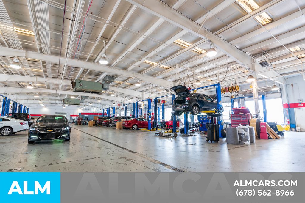 2024 Lexus ES 300h Image 77 of 97