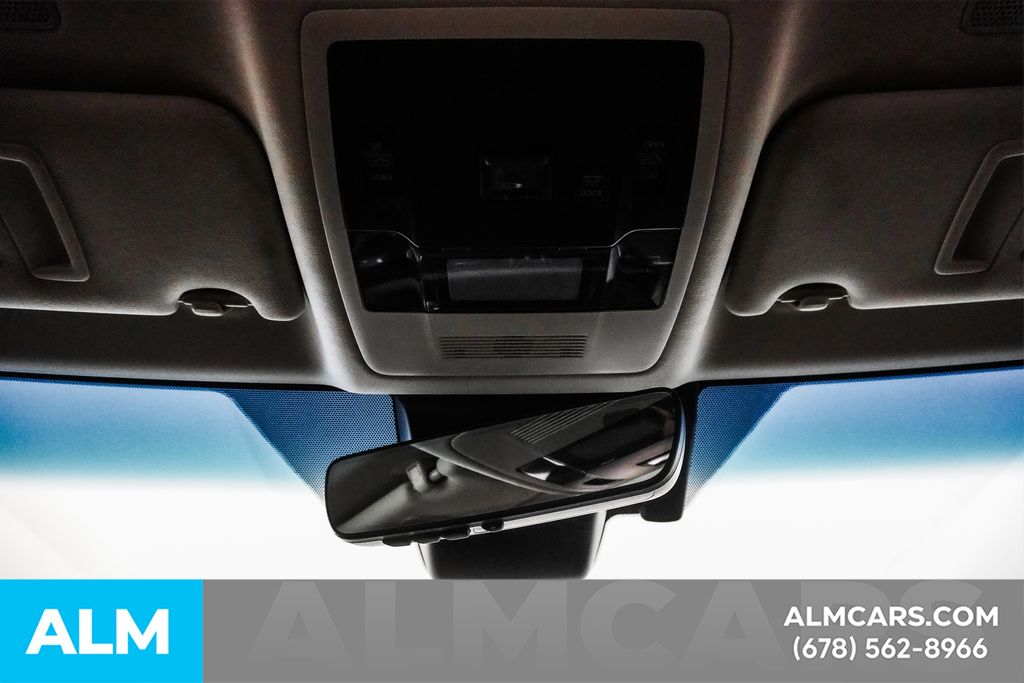 2024 Lexus ES 300h Image 34 of 97