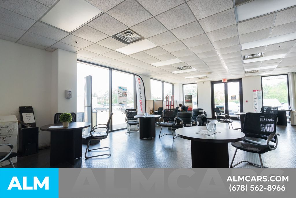 2024 Lexus ES 300h Image 85 of 97