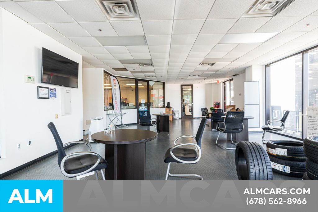 2024 Lexus ES 300h Image 75 of 97