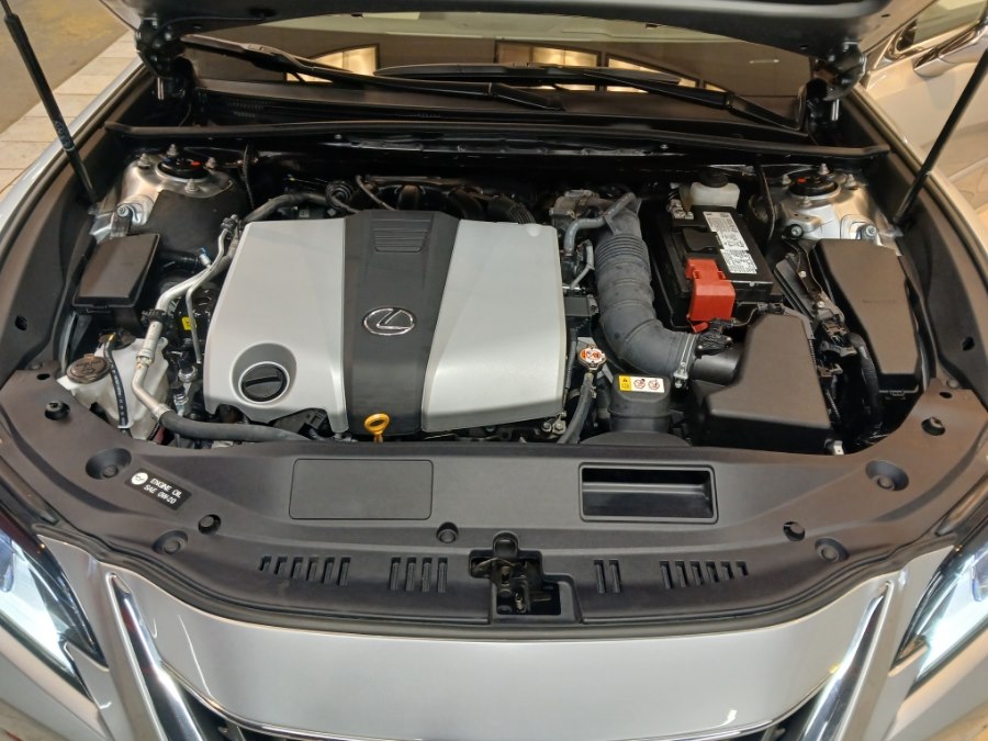 2024 Lexus ES 350 Image 5 of 42