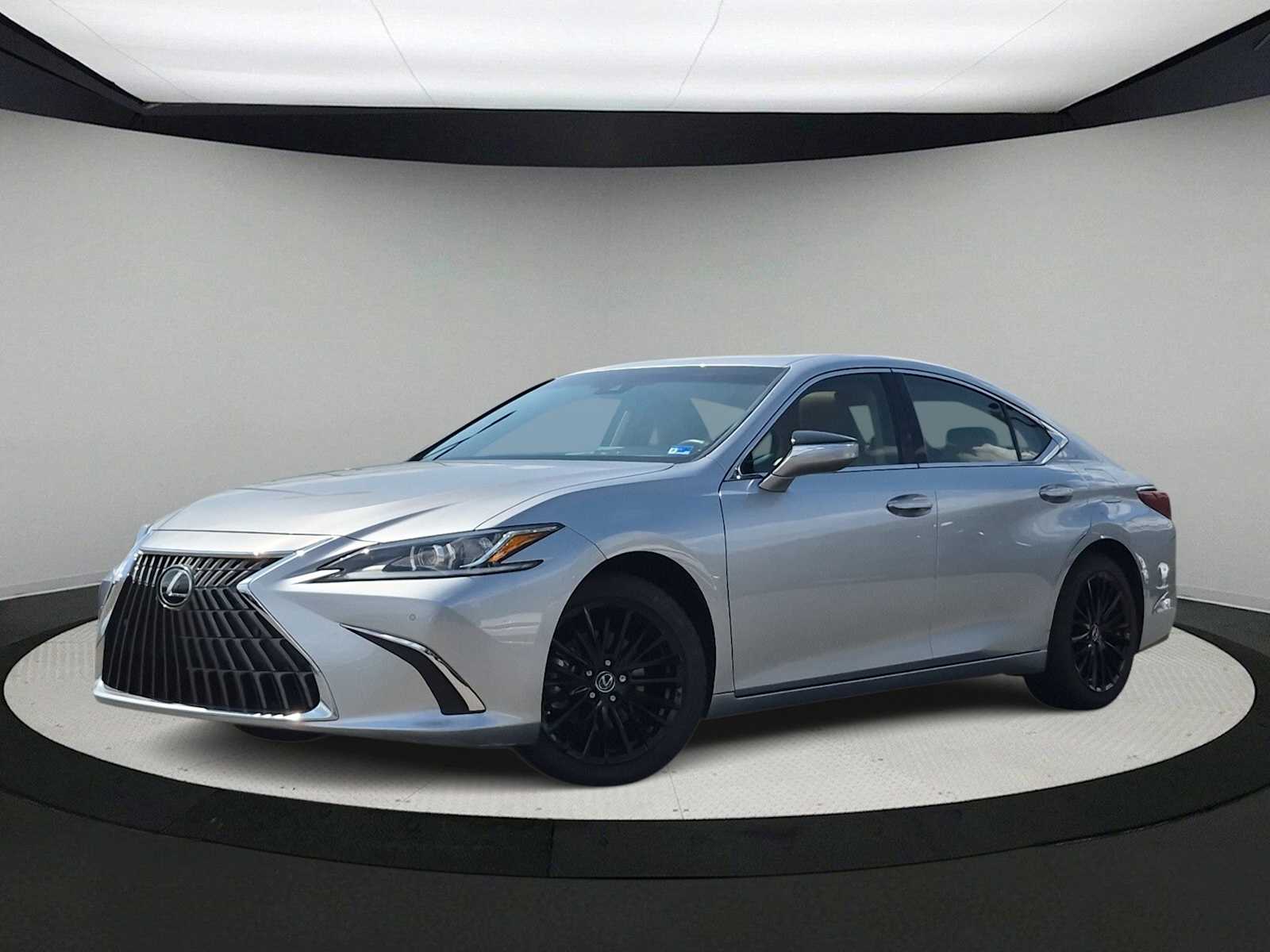 2024 Lexus ES 350 Image 1 of 37