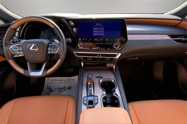 2024 Lexus RX Image 14 of 21