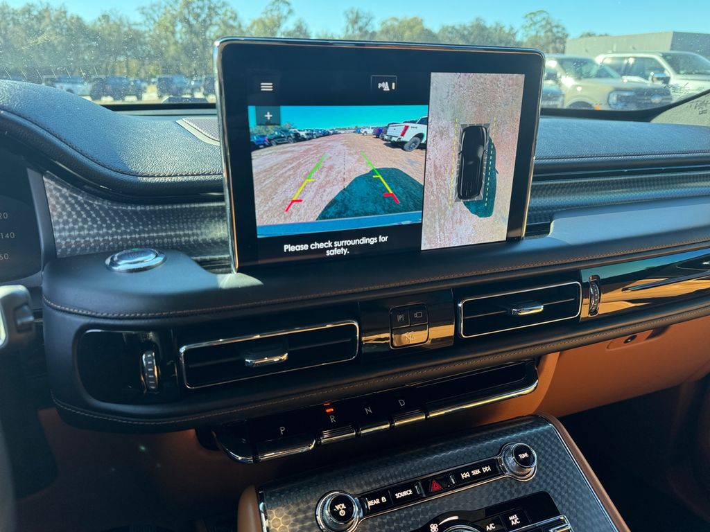 2024 Lincoln Aviator Black Label Image 23 of 40