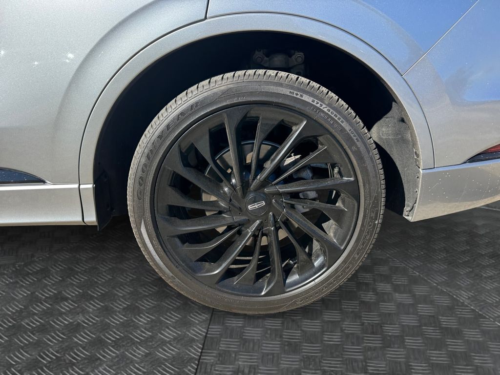 2024 Lincoln Aviator Black Label Image 9 of 40