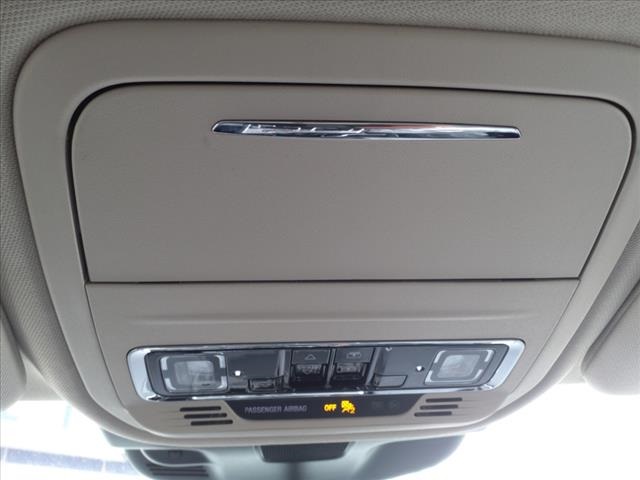 Vehicle image 17 of 17