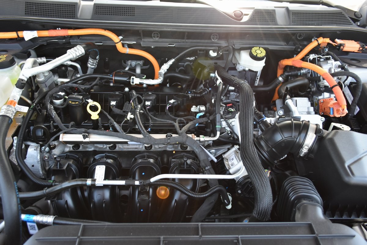 2024 Lincoln Corsair Grand Touring Image 8 of 35