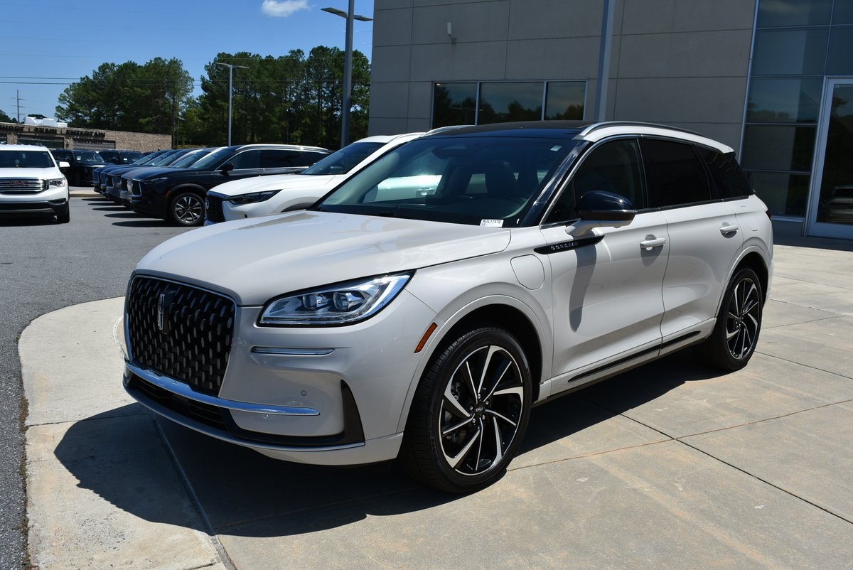 2024 Lincoln Corsair Grand Touring Image 1 of 35