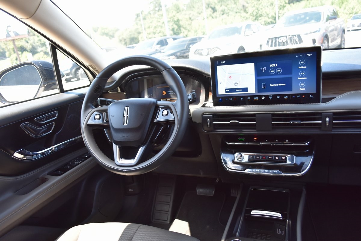 2024 Lincoln Corsair Grand Touring Image 15 of 35