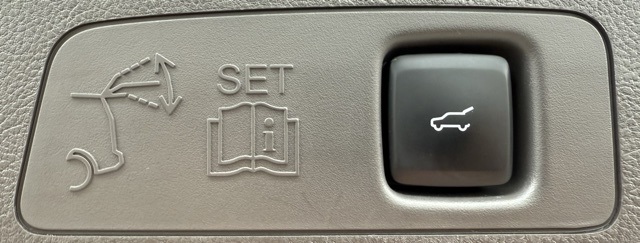 Vehicle image 12 of 46