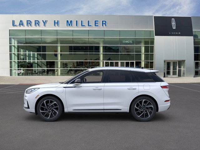 Vehicle image 3 of 22