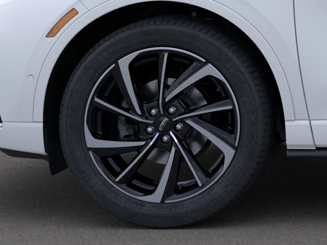 Vehicle image 19 of 22