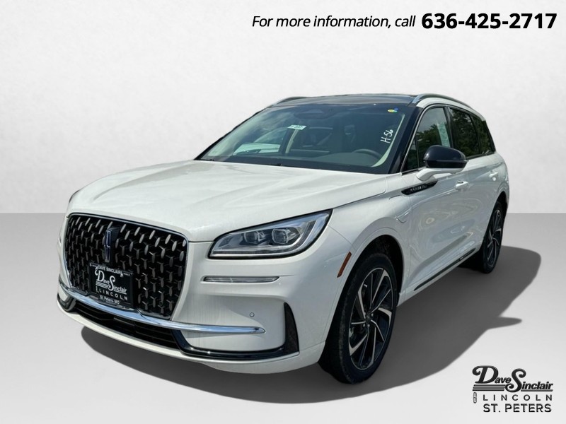 2024 Lincoln Corsair Grand Touring Image 1 of 28