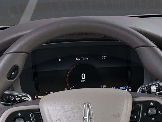 Vehicle image 13 of 22