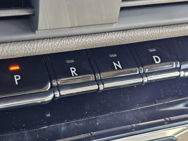 Vehicle image 31 of 32