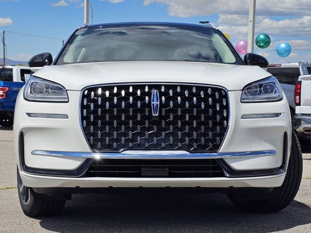 Vehicle image 12 of 32