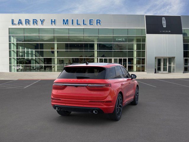 Vehicle image 8 of 22