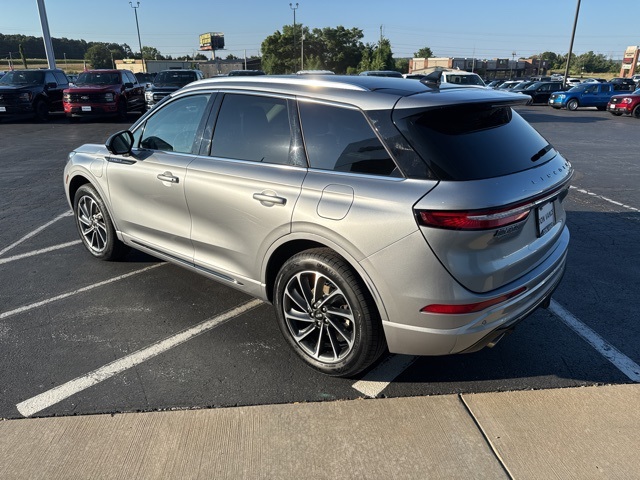 2024 Lincoln Corsair Grand Touring Image 8 of 41